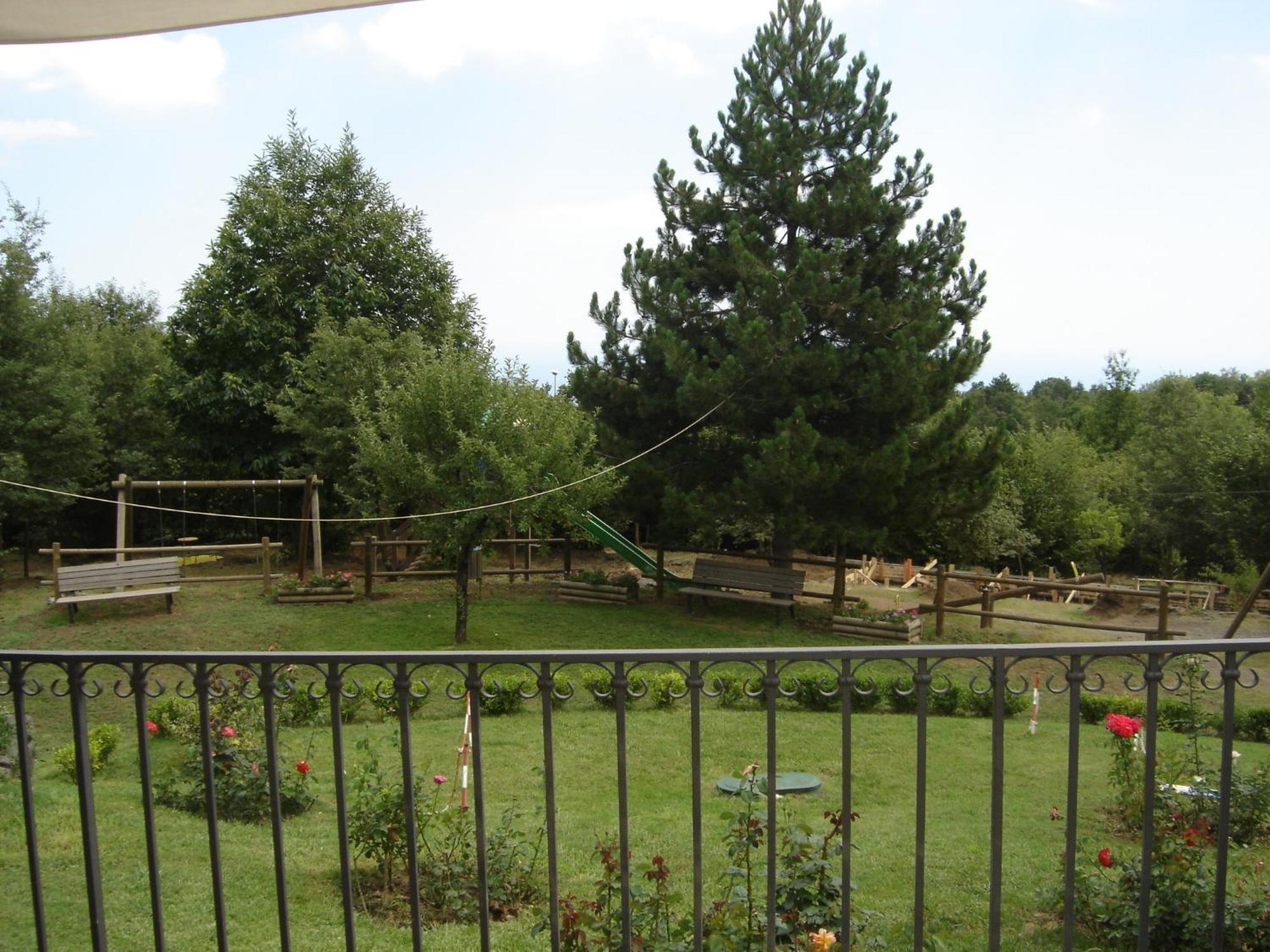 Ai Vecchi Crateri Guest House Sant'Alfio ภายนอก รูปภาพ