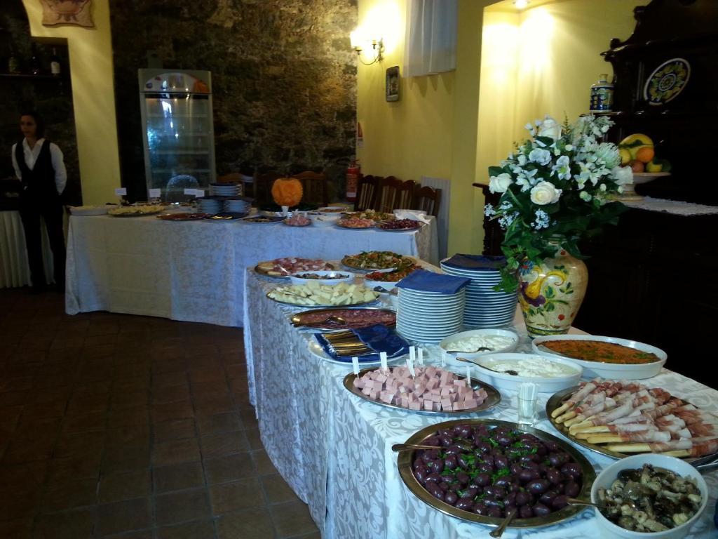 Ai Vecchi Crateri Guest House Sant'Alfio ภายนอก รูปภาพ