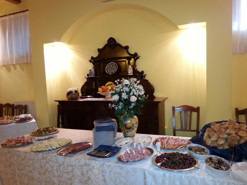 Ai Vecchi Crateri Guest House Sant'Alfio ภายนอก รูปภาพ