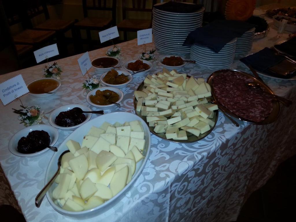Ai Vecchi Crateri Guest House Sant'Alfio ภายนอก รูปภาพ