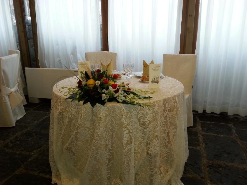 Ai Vecchi Crateri Guest House Sant'Alfio ภายนอก รูปภาพ