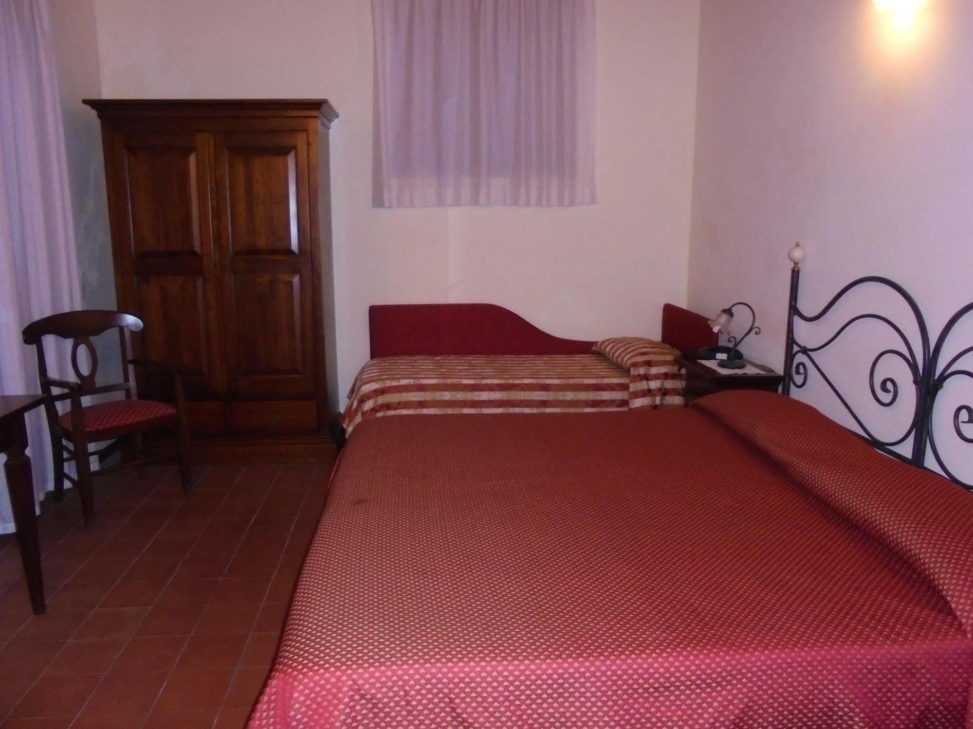 Ai Vecchi Crateri Guest House Sant'Alfio ภายนอก รูปภาพ